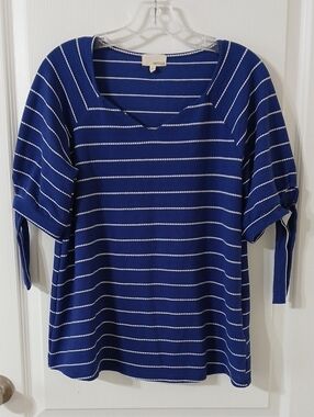 Blue Striped Short-Sleeve Tie-Cuff Tee by DEPT222
